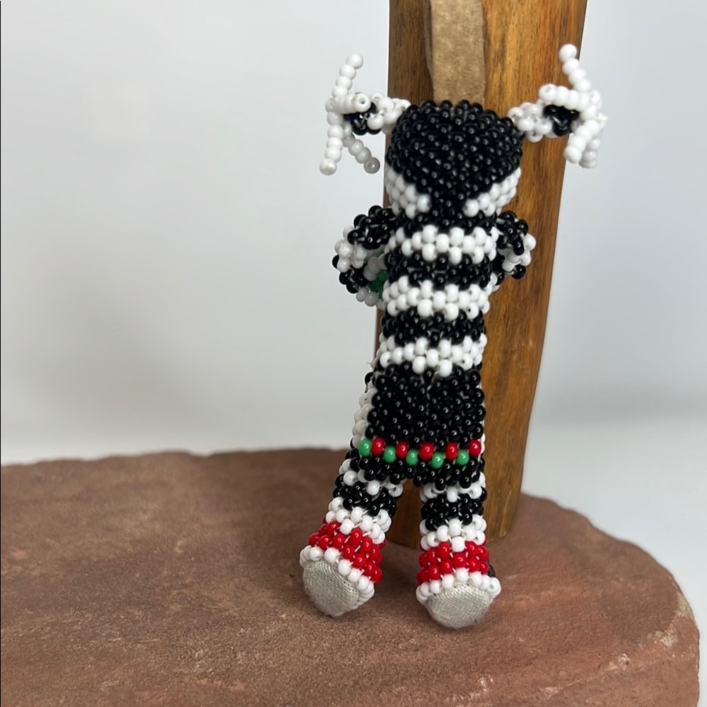 Handcrafted Beaded Clown Keychain - Picture 3 of 3